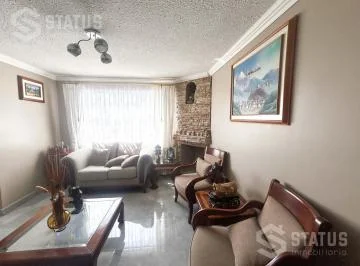 Venta de Casa en Conocoto - Cerca Al Conjunto Residencial de La Empresa Eléctrica — imagen 2