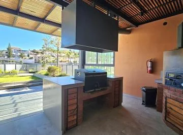 Venta o Rento Departamento en Cumbayá con Vista a 2 Minutos del Scala y 3 Minutos de Ruta Viva — imagen 3