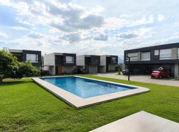 Casa en Tumbaco con Jardín Privado + Amenidades Premium | Piscina, Gym y Coworking — imagen 3