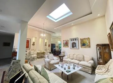 Casa con 4 Habitaciones en Venta en Samborondón, 607 m², Guayas — imagen 5