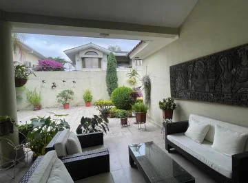 Casa con 4 Habitaciones en Venta en Samborondón, 607 m², Guayas — imagen 2