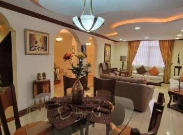 Casa en Venta de Oportunidad Sector Carcelen Estilo Suizo — imagen 3