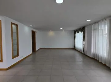 En Venta Hermosa Casa en Cumbayá Dentro de Conjunto — imagen 4
