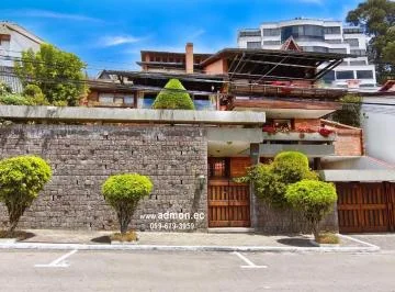 Casa de Lujo en Venta, 5 Dorm. – Rumipamba, Quito — imagen 5