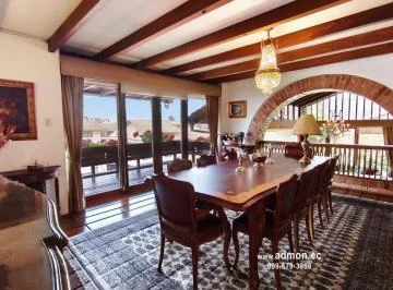 Casa de Lujo en Venta, 5 Dorm. – Rumipamba, Quito — imagen 4