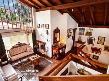 Casa de Lujo en Venta, 5 Dorm. – Rumipamba, Quito — imagen 2
