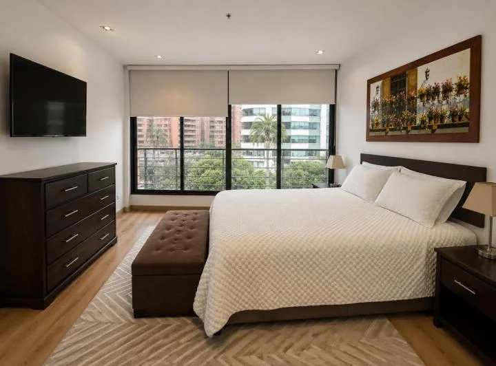 Departamento en Renta o Venta de 2 Habitaciones Quito 12 de Octubre — imagen 1