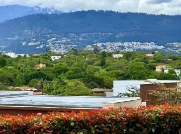 Hermosa Casa Contemporánea de Venta en La Viña Alta Tumbaco! Vista! — imagen 5
