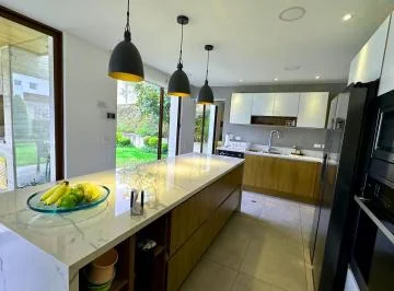 Hermosa Casa Contemporánea de Venta en La Viña Alta Tumbaco! Vista! — imagen 3