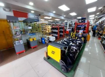 Venta o Alquiler de Local Comercial 400 m² con Bodega 400 m² en Via a Daule, Guayas — imagen 5