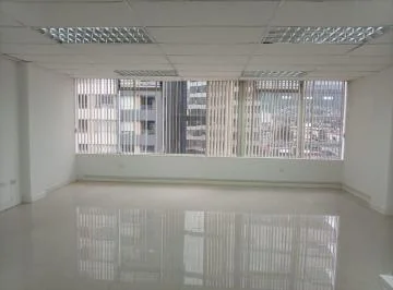 En Venta Oficina con Parqueadero Excelente Ubicacion — imagen 4