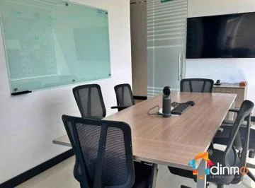 Vendo Oficina Esquinera Quito La Carolina / Vista de Lujo — imagen 4