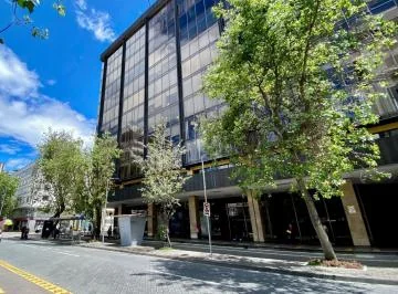 Oficina en Venta 83 m² 2 Parquederos Cubiertos La Mariscal Quito — imagen 4