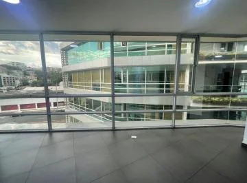 Oficina de 67 m² en Cumbayá – Ubicación Estratégica y Excelente Iluminación — imagen 5