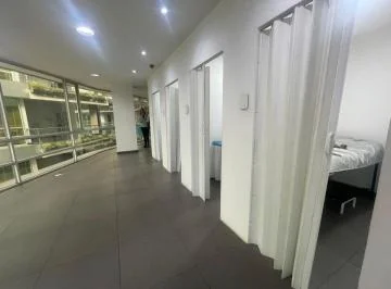 Oficina de 67 m² en Cumbayá – Ubicación Estratégica y Excelente Iluminación — imagen 3