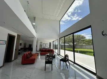 Espectacular Casa Independiente en Puembo 2338 Mtrs Terreno, Construcciòn 370 Mtrs2 — imagen 2