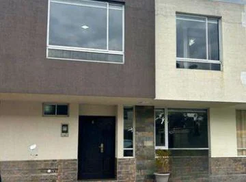 Vendo Casa de Oportunidad en El Centro de Conocoto — imagen 4