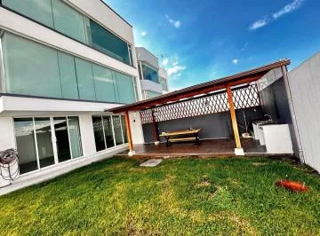 Casa de Venta en Cumbaya, Dentro de Urbanización. Provincia de Pichincha — imagen 4