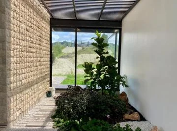 Casa de Lujo, Una Sola Planta, Tarqui, Azuay — imagen 3
