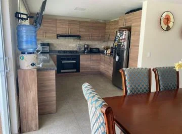 Conocoto Casa Moderna con Amplio Jardin Valle de Los Chillos — imagen 2