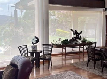 Venta de Casa Independiente en Cumbaya Sector Urb Meneses Pallares — imagen 2