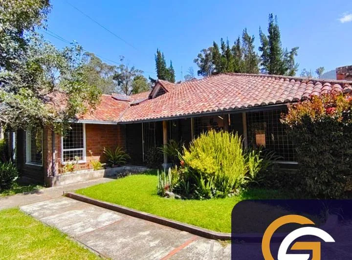 Casa con 2666 m² de Terreno y 5 Dorm. en Venta en Los Chillos — imagen 1