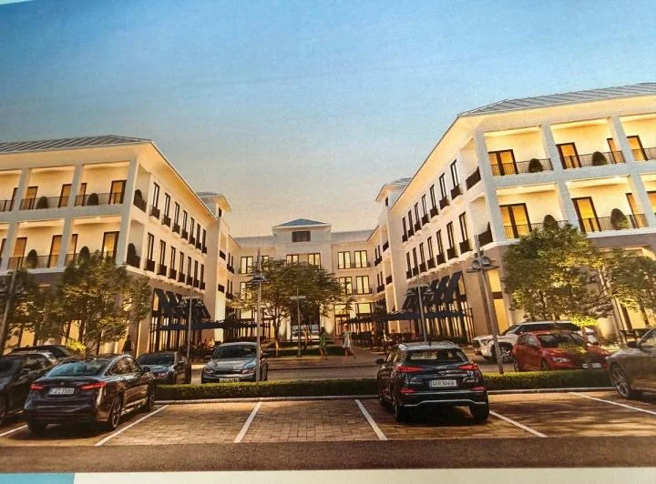 Local de 58 m² Construidos en Venta en Samborondón, Guayas — imagen 1
