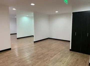 Venta Oficina Centro Norte de Quito — imagen 5