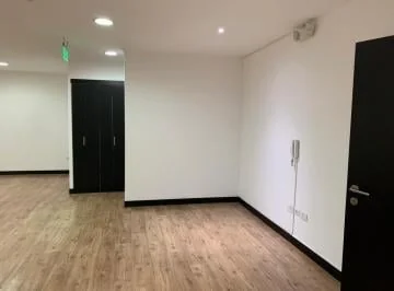 Venta Oficina Centro Norte de Quito — imagen 4
