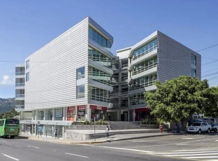 Venta Oficina Cumbaya — imagen 1