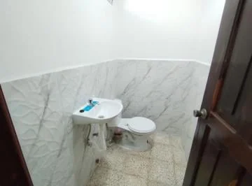 De Oportunidad, Vendo Para Bodega U Oficina – Condominio Pegar | Cerca de Bahia, Guayas — imagen 3