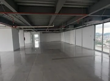 Oficina de Estreno con Terraza Privada en Av de Las Americas, Guayas — imagen 5
