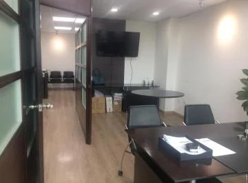 Oficina de Venta La Carolina Edificio de Lujo Aceptamos Propiedad de Menor Valor — imagen 4