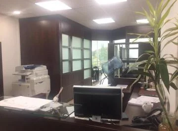 Oficina de Venta La Carolina Edificio de Lujo Aceptamos Propiedad de Menor Valor — imagen 2