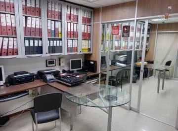 Oficina Amoblada de Venta en El Edificio Trade Building, 1 Parqueo. Guayas — imagen 5