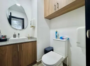 Amplia Oficina en Venta — imagen 3