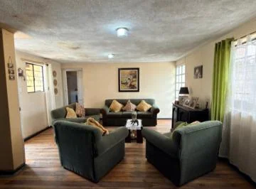 Casa en Venta en Cayambe, Calle 9 de Octubre — imagen 2