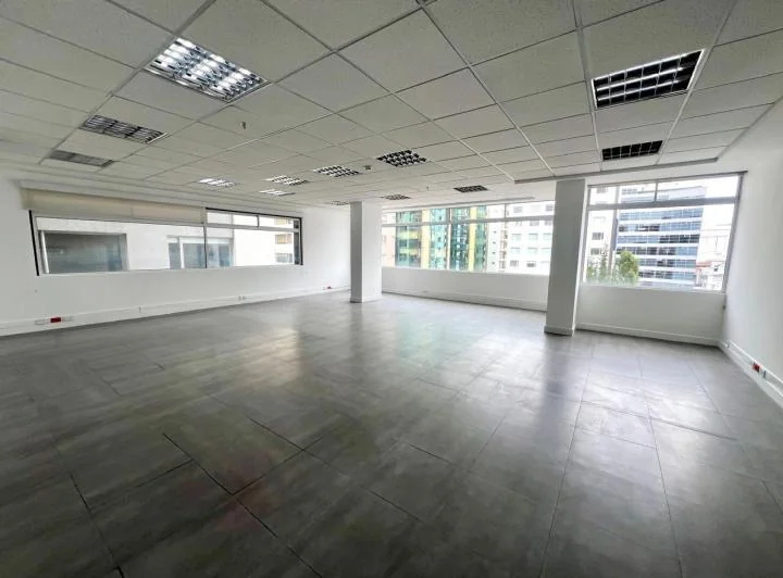 Mv - Sector Republica del Salvador en Venta Oficina Edificio Corporativo — imagen 1