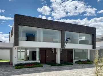 Exclusiva Casa de Venta en Tumbaco - Entrega Inmediata - Ubicación Inmejorable — imagen 5
