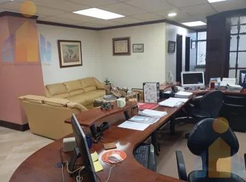 Oficina de Venta 220 Mt Av Colón 6 Oficinas Independientes Ideal Médicos, Coworking, Buffet Abogados — imagen 5