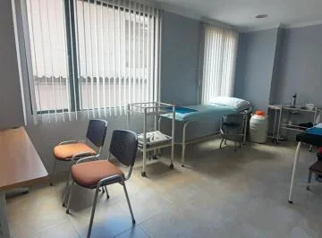 Oficina en Venta en El Sector del Quicentro, Calle Zurriago Ideal Para Consultorio Medico. Provincia de Pichincha — imagen 3