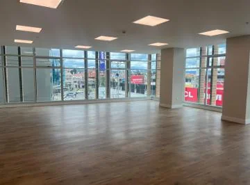 Venta Oficinas a Estrenar Edificio Corporativo, Azuay — imagen 4