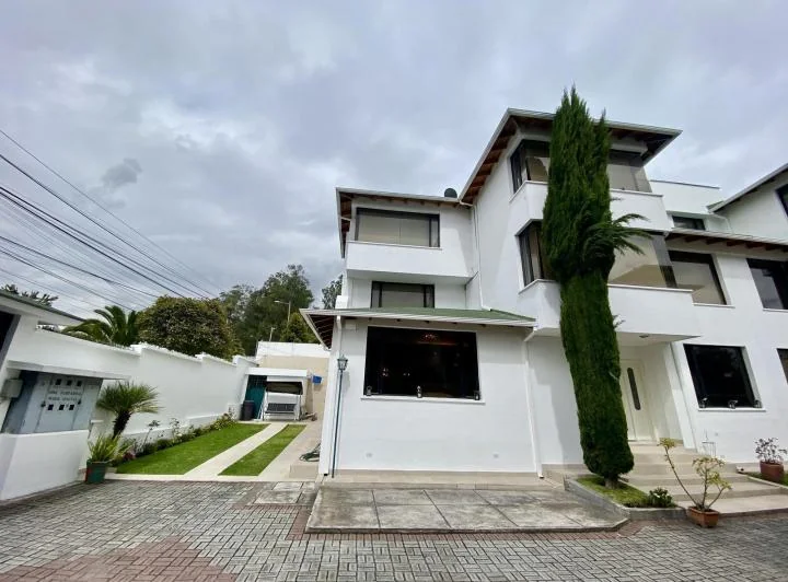 Casa en La Urbanización El Condado — imagen 1