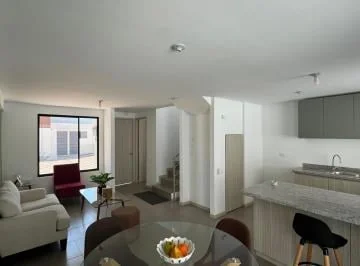 Venta Oportunidad Casa de 3 Dorm. a Estrenar Mitad del Mundo - Quito — imagen 2