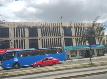 Venta Propiedad Sur de Quito Muy Comercial, Frente Av Mariscal Sucre y Caranqui — imagen 3
