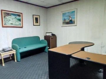 Venta de Oficina en Av 9 de Octubre: Ideal Para Remodelar, Guayas — imagen 4