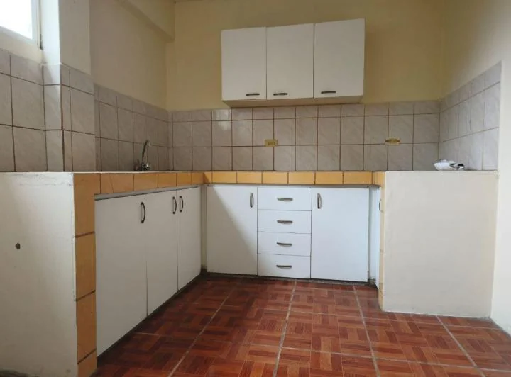 Departamento de Venta en Lomas de Urdesa, 3 Dorm., 2 Parqueos. Guayas — imagen 1