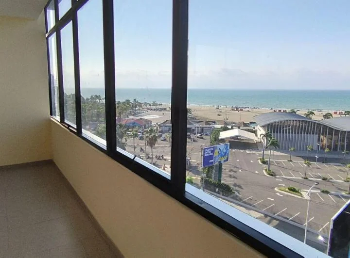 Oficina de Venta en Manta, Manabí — imagen 1