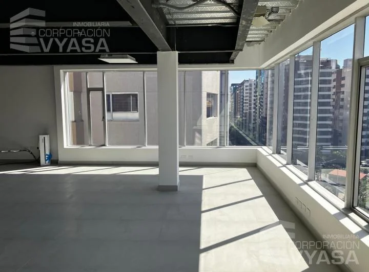 La Carolina - Av República del Salvador, Excelente Oficina de 413 m² en Venta — imagen 1