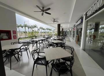 Vendo Local Comercial Operativo en Vizcaya Plaza Samborondon, Guayas — imagen 3